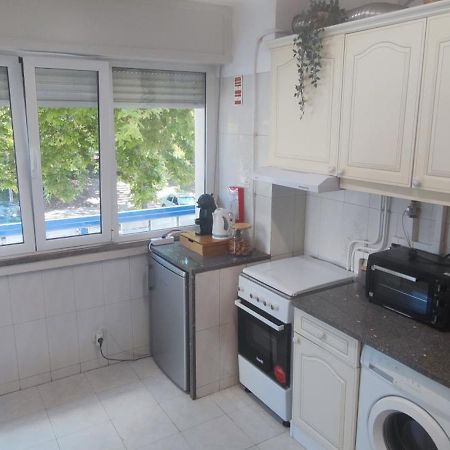 Aconchegante T3 Em Telheiras Apartman Lisboa Kültér fotó